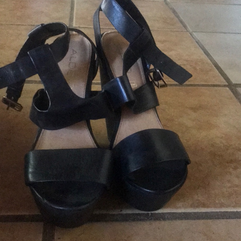 Platform Aldo wedges